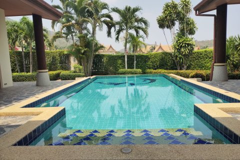 Вилла в Хуа Хине, Таиланд с 3 спальнями  № 141047 - фото 9
