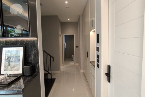 Дом в Банг Пхли Яи, Таиланд с 4 спальнями  № 149516 - фото 4