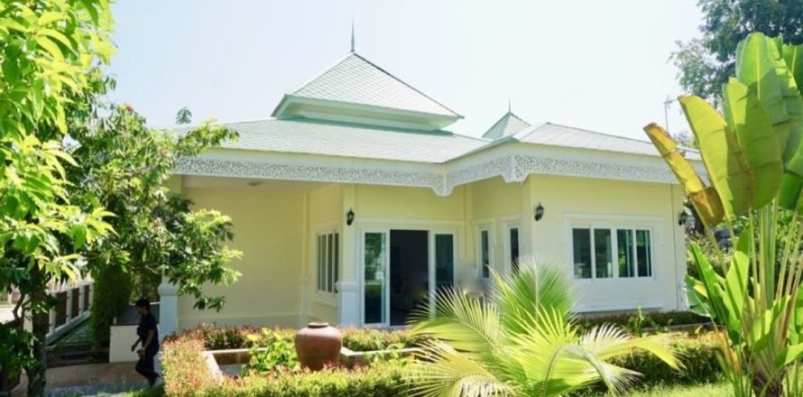 Дом в Чиангмае, Таиланд с 2 спальнями  № 167134