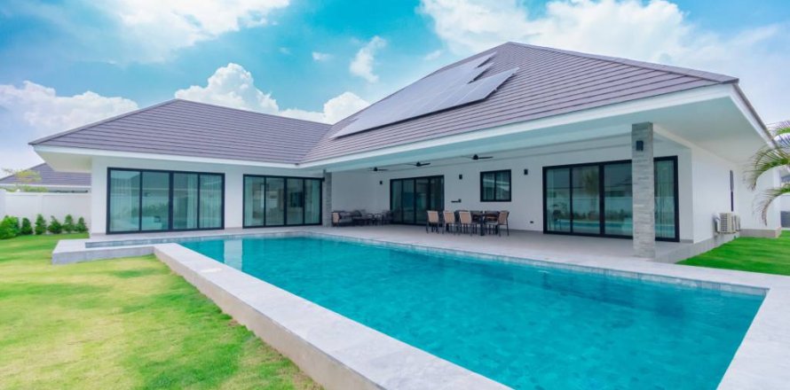 Villa à Hua Hin, Thaïlande 4 chambres № 167127