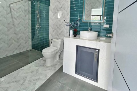 Вилла в Сураттхани, Таиланд с 3 спальнями  № 167131 - фото 10