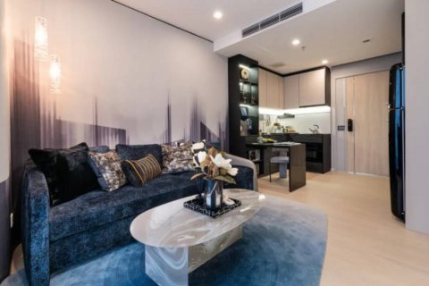 Condo in Dusit, Bangkok, Thailand, 1 bedroom  № 135172 - photo 1