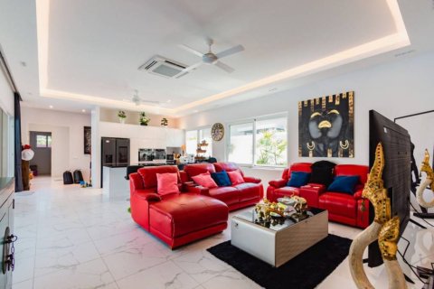 Villa in Hua Hin, Thailand 3 bedrooms № 116403 - photo 7