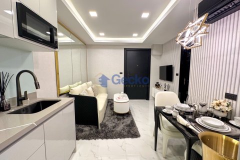 Condo in Pattaya, Thailand, 1 bedroom  № 195838 - photo 6