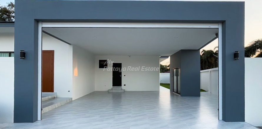 House in Bang Lamung, Thailand 3 bedrooms № 146544