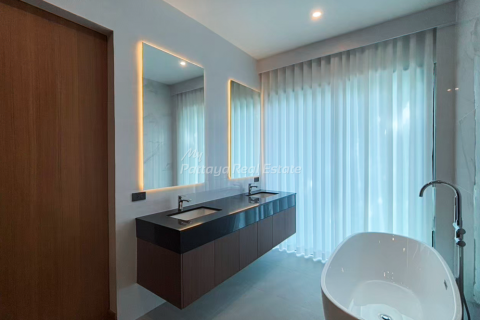 House in Bang Lamung, Thailand 3 bedrooms № 146544 - photo 12