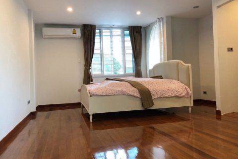 Maison à Chatuchak, Bangkok, Thaïlande 3 chambres № 142284 - photo 6