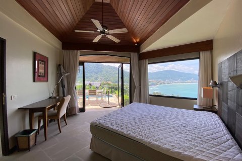 Villa in Kathu, Thailand 3 bedrooms № 156721 - photo 3