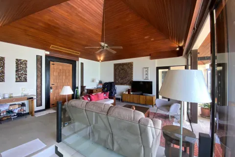 Villa in Kathu, Thailand 3 bedrooms № 156721 - photo 12