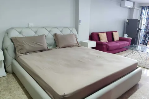 Studio in the Condo in Kathu, Thailand  № 156723