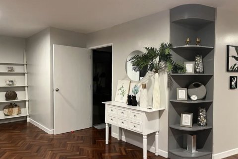 Studio dans le Condo à Rayong, Thaïlande  № 158657 - photo 11