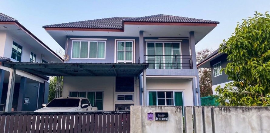 Maison à San Sai, Thaïlande 4 chambres № 158654