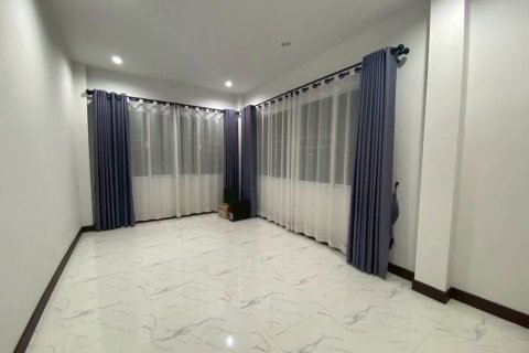 Maison à San Sai, Thaïlande 4 chambres № 158654 - photo 4