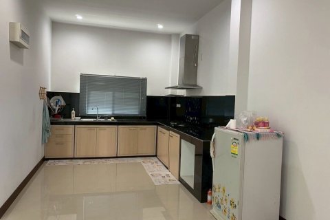 Maison à San Sai, Thaïlande 4 chambres № 158654 - photo 6