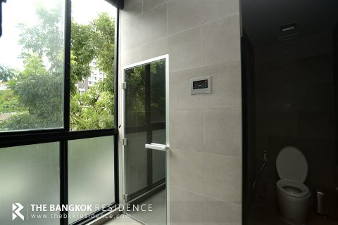 Condo in Bangkok, Thailand, 1 bedroom  № 188022 - photo 10