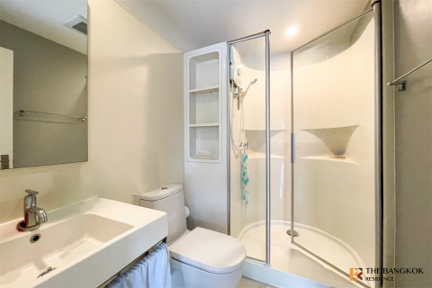 Condo à Bangkok, Thaïlande, 2 chambres  № 188019 - photo 7