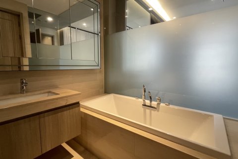 Condo à Watthana, Bangkok, Thaïlande, 2 chambres № 201066 - photo 13