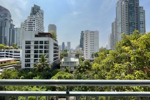 Condo à Watthana, Bangkok, Thaïlande, 2 chambres № 201065 - photo 16