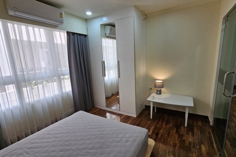 Condo à Watthana, Bangkok, Thaïlande, 2 chambres № 201070 - photo 14