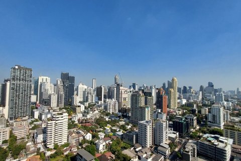 Condo à Watthana, Bangkok, Thaïlande, 2 chambres № 201069 - photo 4