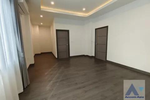 บ้านในวัฒนา, กรุงเทพฯ, ประเทศไทย 4 ห้องนอน № 214474 - รูปถ่าย 20