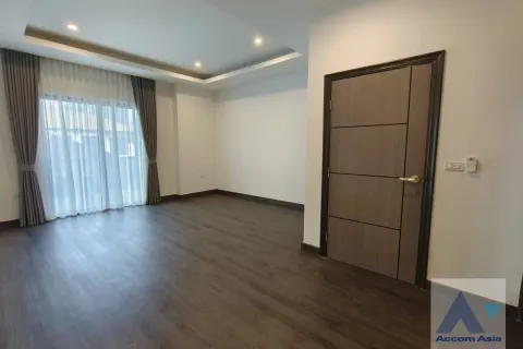 บ้านในวัฒนา, กรุงเทพฯ, ประเทศไทย 4 ห้องนอน № 214474 - รูปถ่าย 22