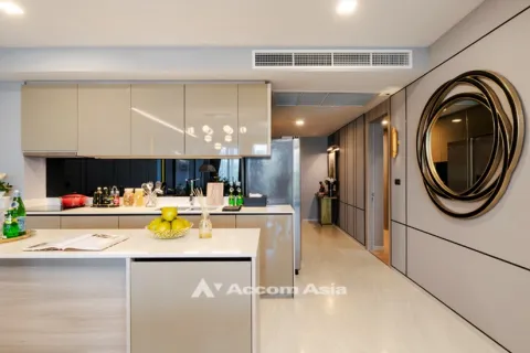 Condo in Watthana, Bangkok, Thailand, 3 bedrooms № 214473 - photo 8