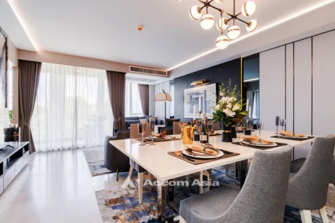 Condo in Watthana, Bangkok, Thailand, 3 bedrooms № 214473 - photo 4