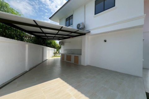 Вилла в Паттайе, Таиланд с 4 спальнями  № 170613 - фото 5