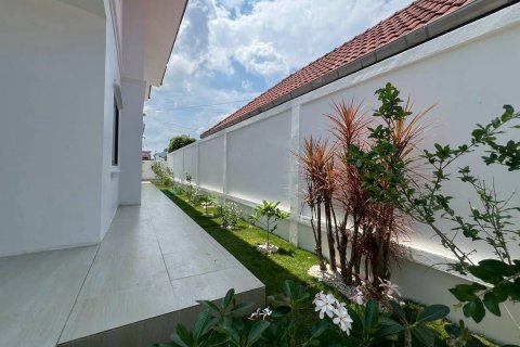 Вилла в Паттайе, Таиланд с 4 спальнями  № 170613 - фото 4