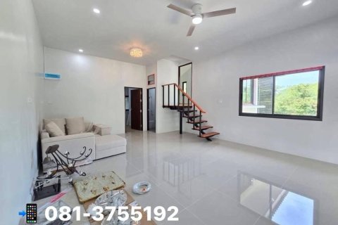 House in Surat Thani, Thailand 3 bedrooms № 170610 - photo 17