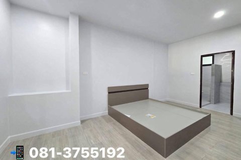 House in Surat Thani, Thailand 3 bedrooms № 170610 - photo 20