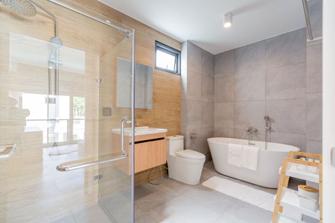 Вилла в Ханг Донге, Таиланд с 4 спальнями  № 170609 - фото 17