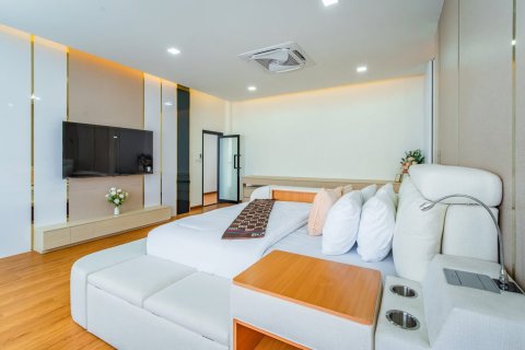 Вилла в Паттайе, Таиланд с 3 спальнями  № 170607 - фото 5