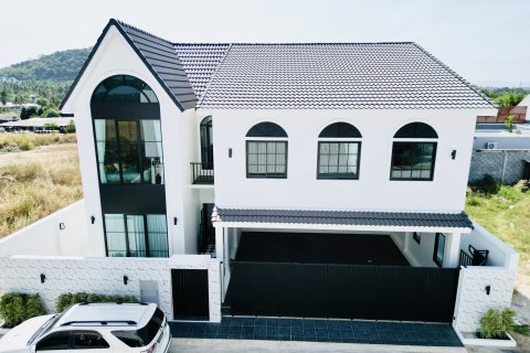 Вилла в Паттайе, Таиланд с 3 спальнями  № 170607 - фото 6