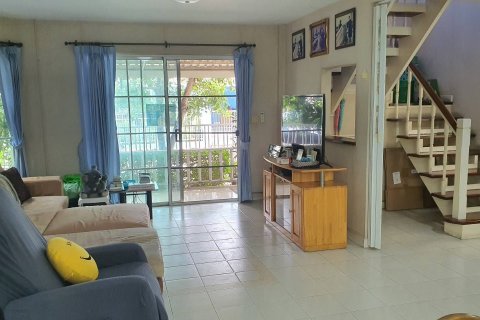 Maison à Ban Lam Luk Ka, Thaïlande 3 chambres № 150194 - photo 15