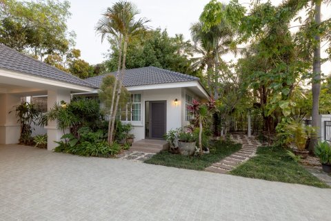 Вилла в Сан Кампаенге, Таиланд с 5 спальнями  № 170792 - фото 3