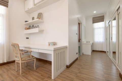 Вилла в Сан Кампаенге, Таиланд с 5 спальнями  № 170792 - фото 8