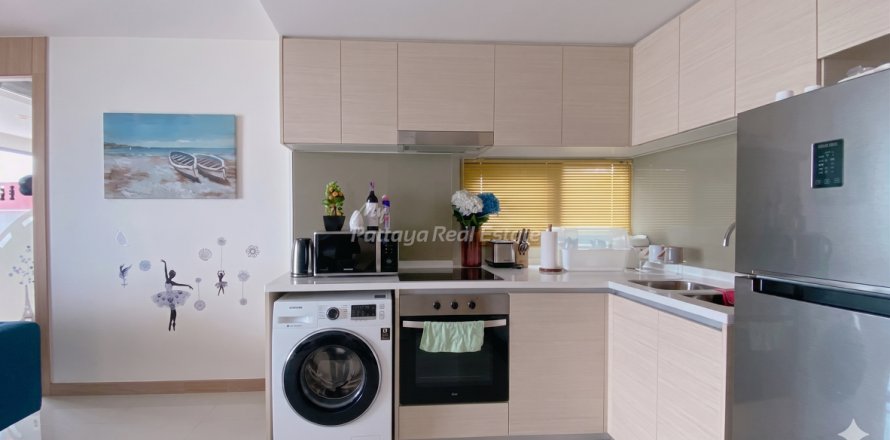 Condo in Pattaya, Thailand, 2 bedrooms № 180304