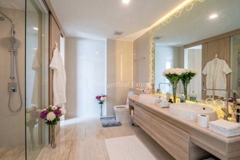 Condo in Pattaya, Thailand, 2 bedrooms № 180304 - photo 6