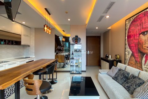 Condo in Bang Lamung, Thailand, 1 bedroom № 180305 - photo 2