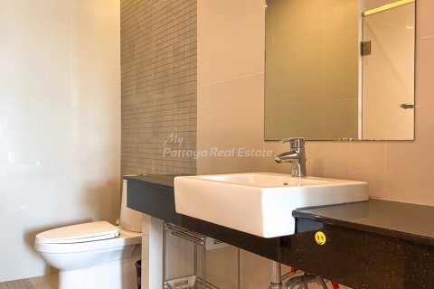 Condo in Bang Lamung, Thailand, 1 bedroom № 180305 - photo 15