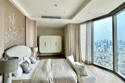 Condo in Khlong San, Bangkok, Thailand, 6 bedrooms  № 133771 - photo 5