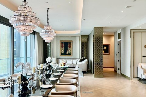 Condo in Khlong San, Bangkok, Thailand, 6 bedrooms  № 133771 - photo 3