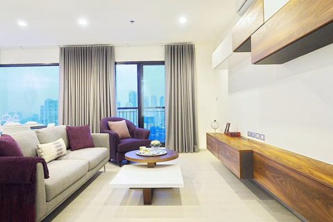 Condo in Bangkok, Thailand, 2 bedrooms  № 133768 - photo 2