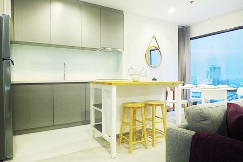 Condo in Bangkok, Thailand, 2 bedrooms  № 133768 - photo 4