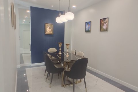 Villa in Hang Dong, Thailand 5 bedrooms № 159317 - photo 9