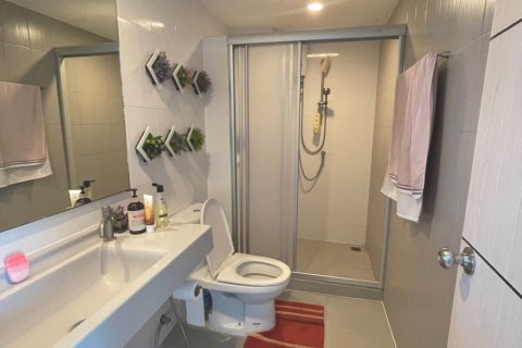 Studio in the Condo in Suan Luang, Bangkok, Thailand  № 159319 - photo 4