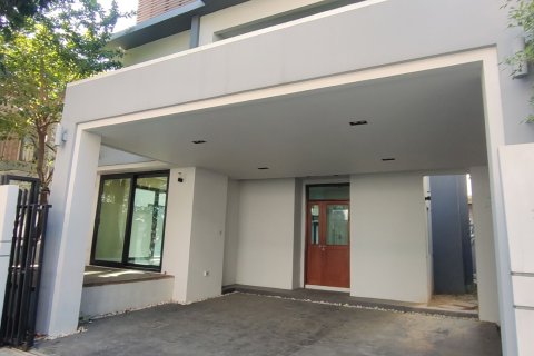 Duplex in Khan Na Yao, Bangkok, Thailand 5 bedrooms № 154654 - photo 24