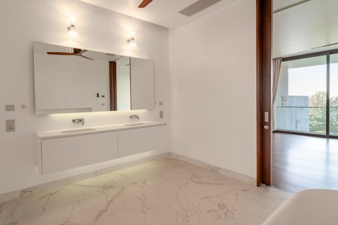 Penthouse in Phuket, Thailand 4 bedrooms № 154655 - photo 28